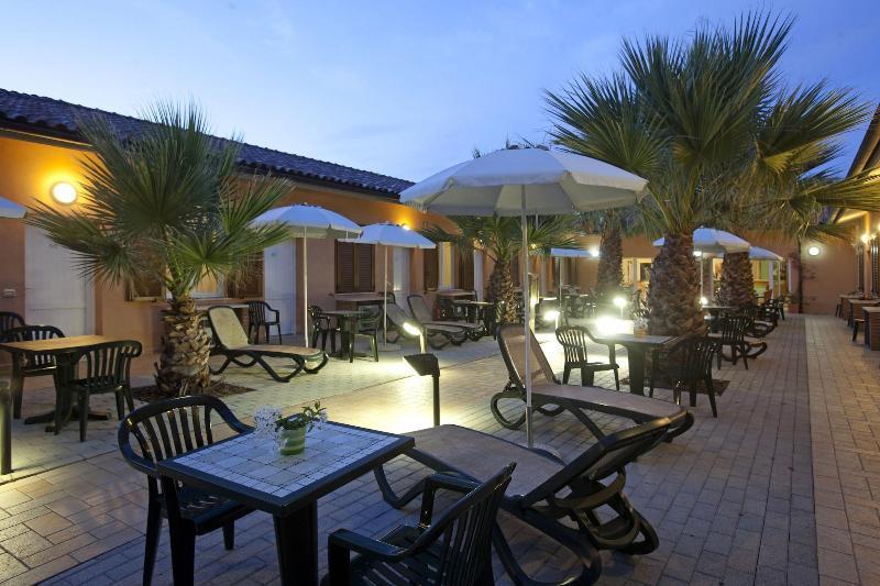 Hotel Le Palme Albinia Zewnętrze zdjęcie